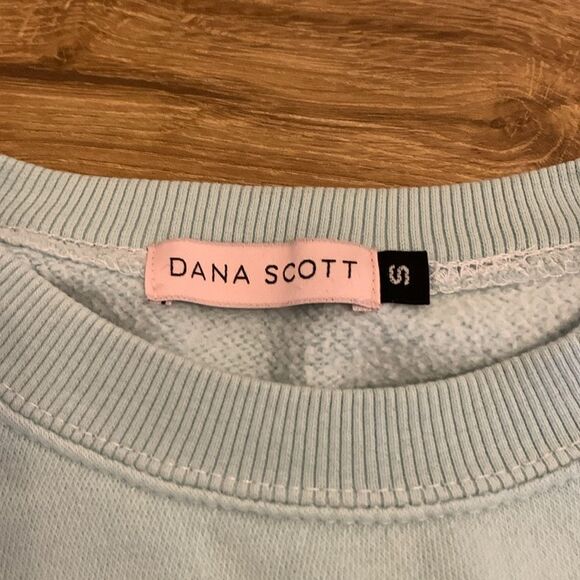 Crew neck sweatshirt - Picture 2 of 3